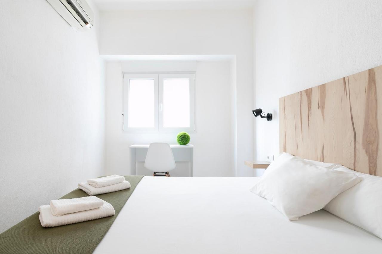 Casa Mila Sv19 Guesthouse Alicante Luaran gambar